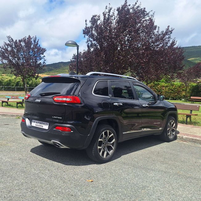 Jeep Cherokee Limited 2.2 CRD