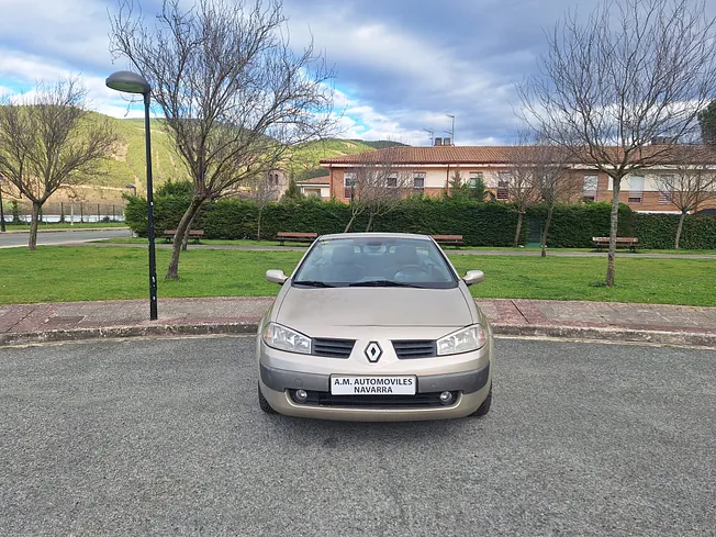 RENAULT MEGANE 