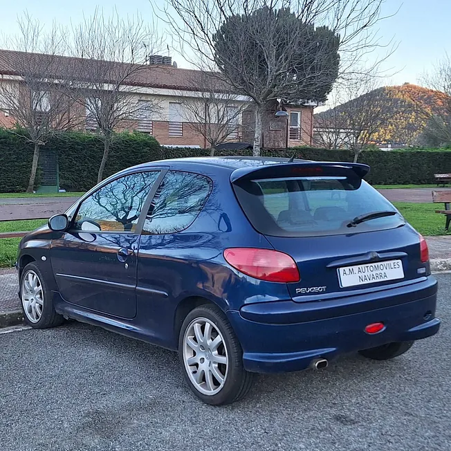 PEUGEOT 206 GTI