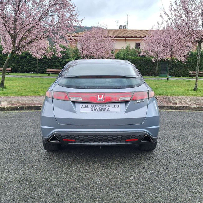 Honda Civic 2.2 CDTI