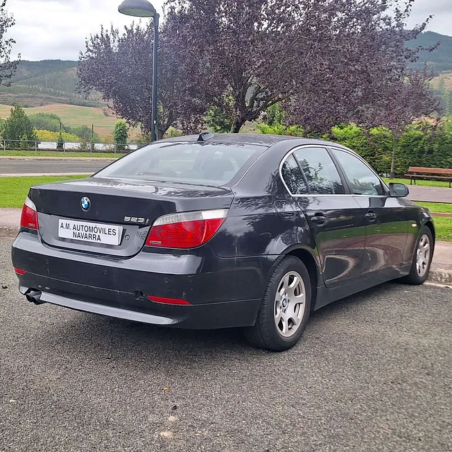 BMW 523I 2.5I