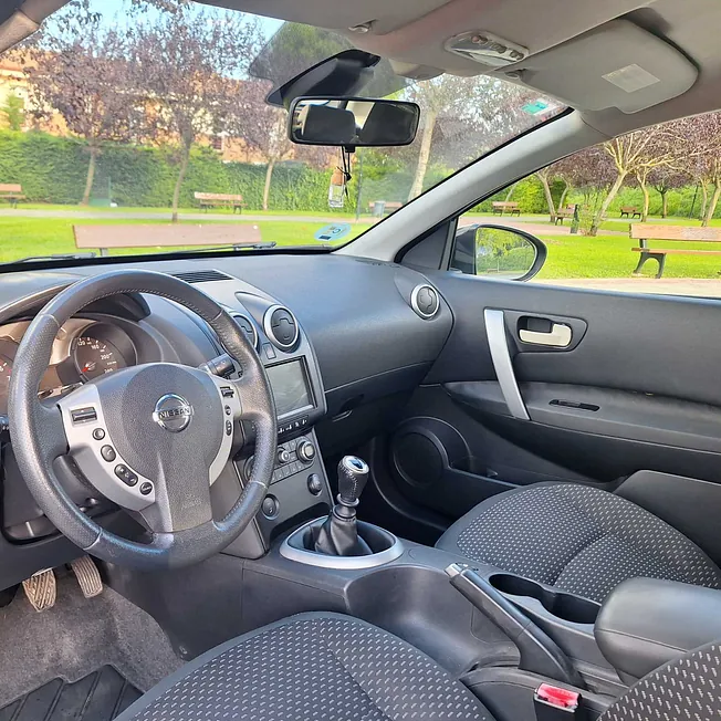 Nissan Qashqai 2.0I