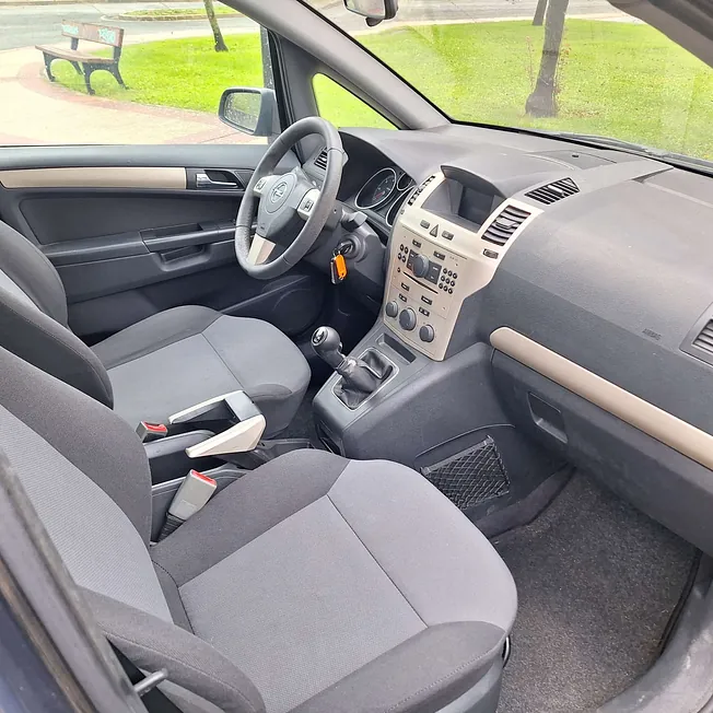 Opel Zafira 1.9 CDTI