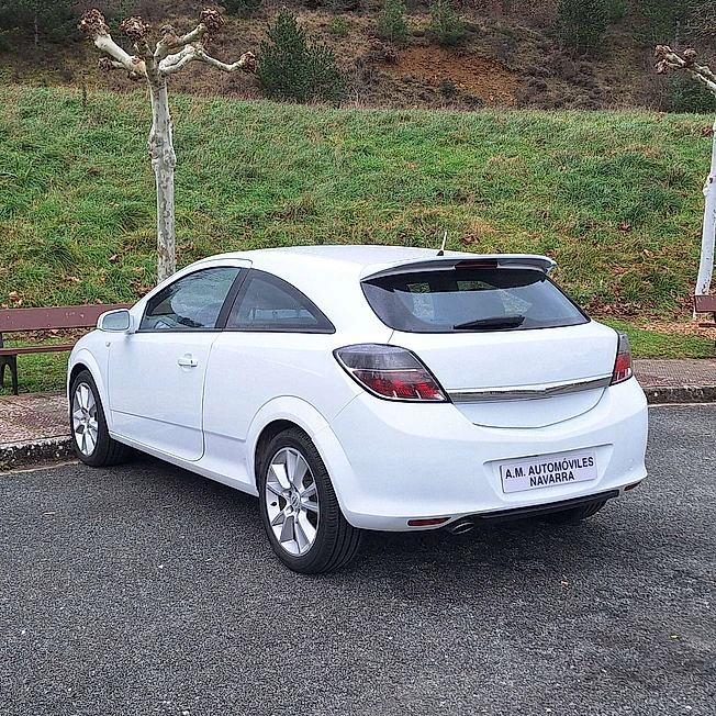 Opel Astra 1.9 CDTI