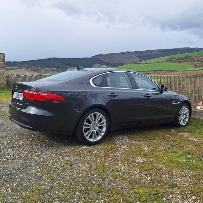 Jaguar XF 2.0 D